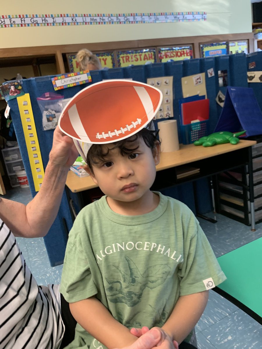 We are such a great team in Room 111! 🏈🏈🏈 <a href="/FdaleSumrUpdate/">JeanMarie Papillo</a>