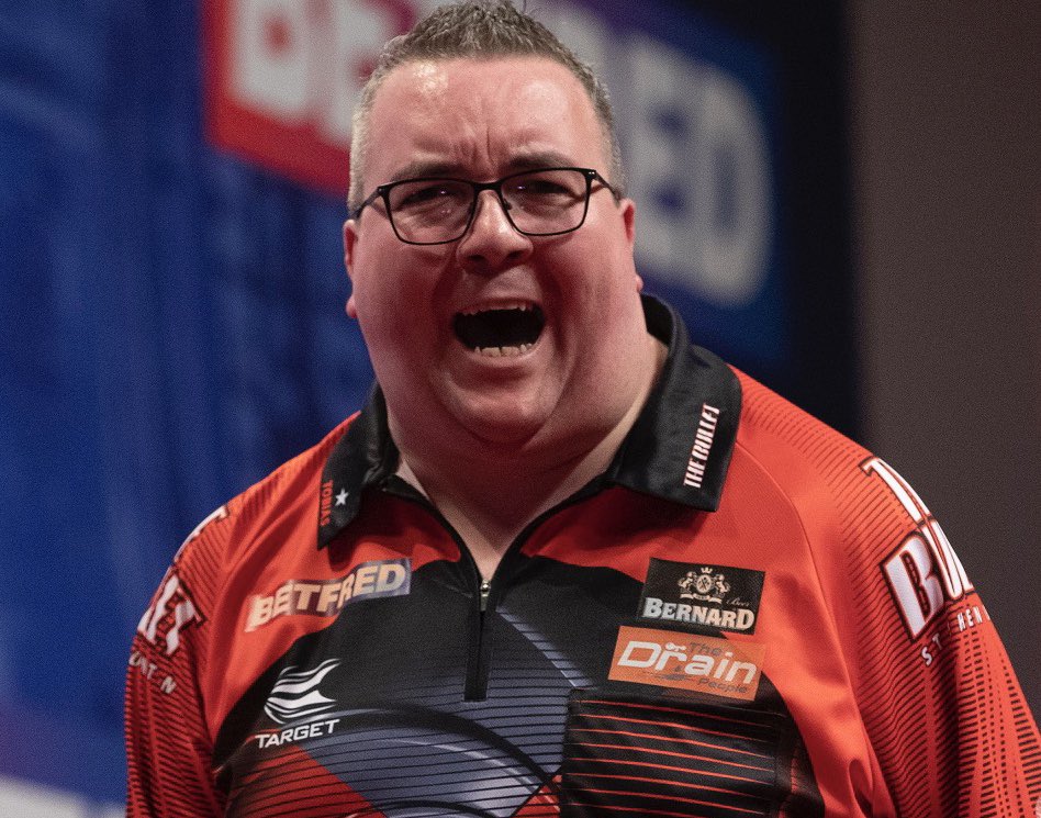 BULLET FIRES INTO QUARTERS! 
🎯
Stephen Bunting wins a Matchplay thriller 14-12 over Ian White after being 9-4 down and reaches the Quarter Finals for the first time.
#WorldMatchplayDarts