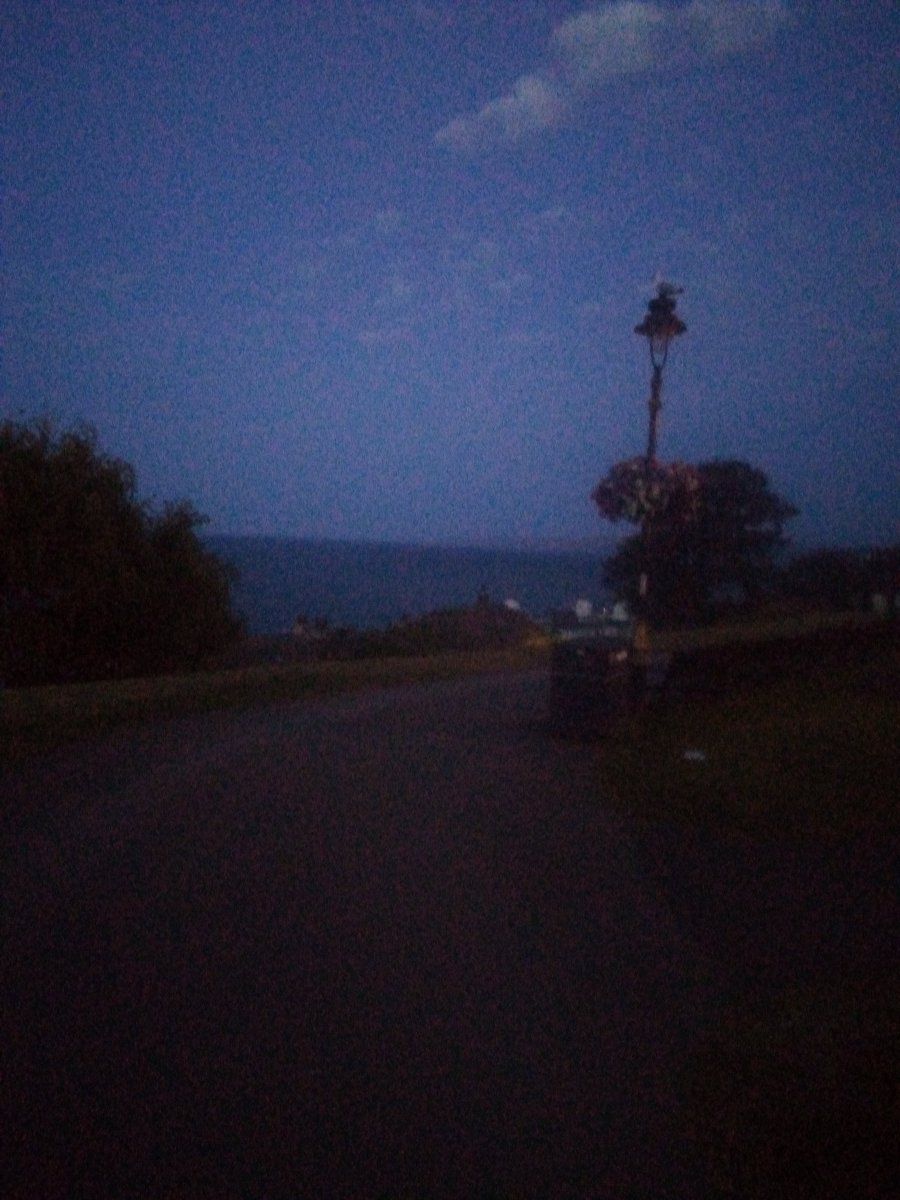 GrocersThe's tweet image. It's so calm and quiet #filey