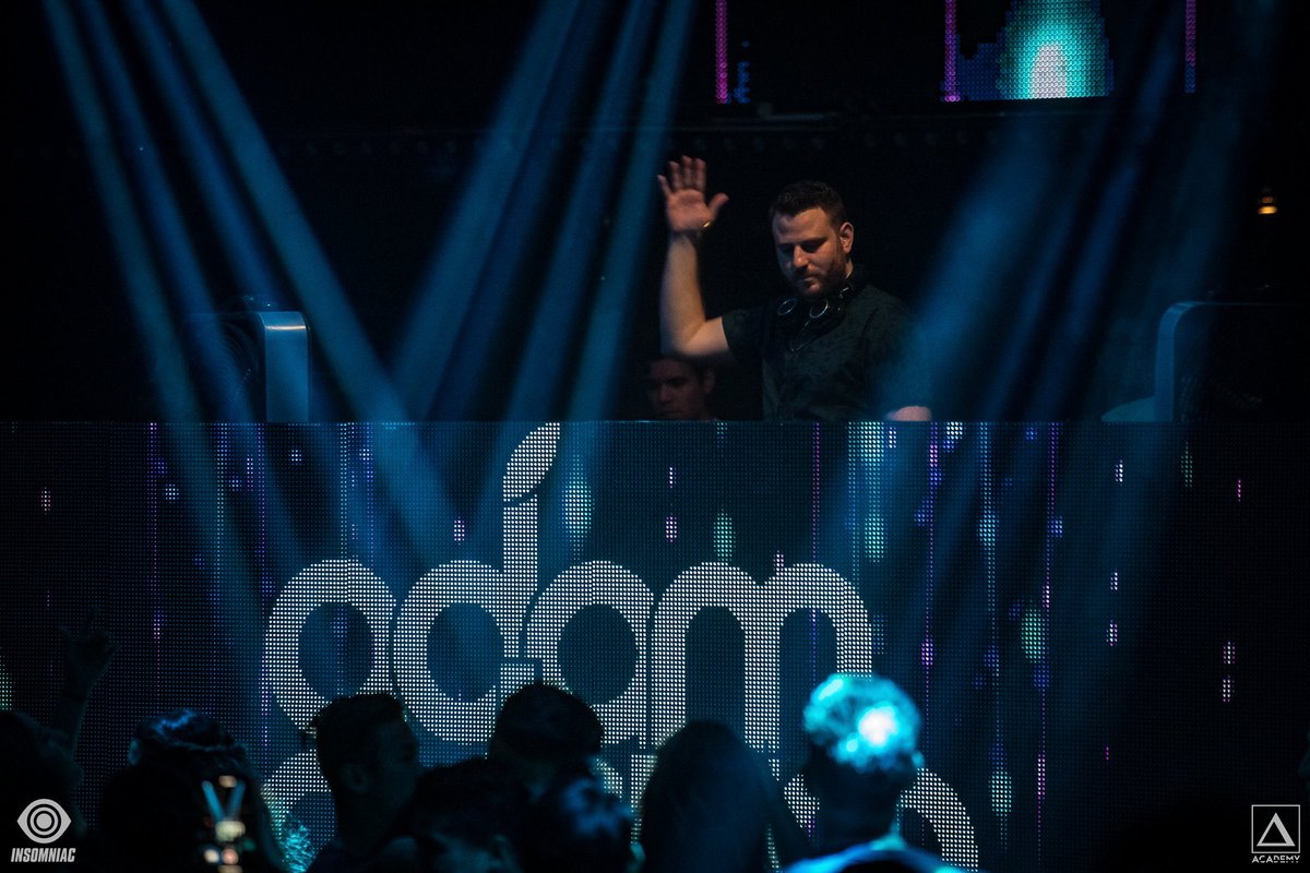 academy__la's tweet photo. Big thanks to @wearelostkings, @thehim, @adamauburn, and @NOTOKofficial for bringing the energy Friday night! ⚡️

All photos are now up at: https://t.co/Qdnm4e56bR https://t.co/6JQeWblO58