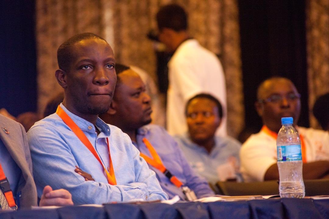 Afruturist's tweet image. I’m still exploring the late #RugeMutahaba researching on some of his work online. I come upon the concept of “WAMANTA” vijana wadogo wajasiriamali wenye ndoto kubwa za ubilionea. It’s an interesting concept. In one video he explains why it is relevant to focus on these guys.