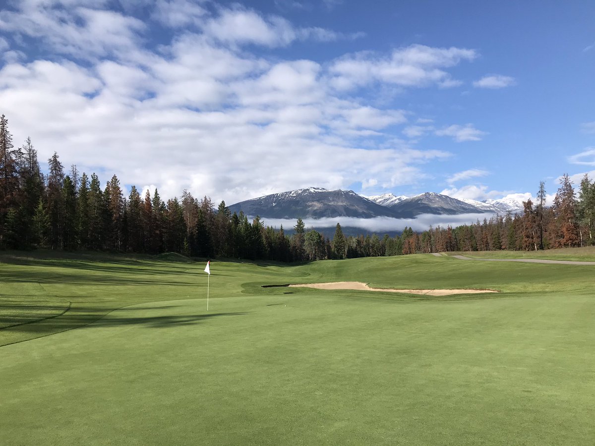 WorldGolfer's tweet photo. Going by the recent release of @SCOREGolf’s #top59 public courses for 2019, I’ve nailed 4 of the top 12 courses in Canada this summer - @FairmontSprings @FairmontJPL @tobianogolf @StewartCreek. What a 4some. Played 20 selections overall. How many you got? https://t.co/CoxbNpYxcU https://t.co/2nLvUNNODc
