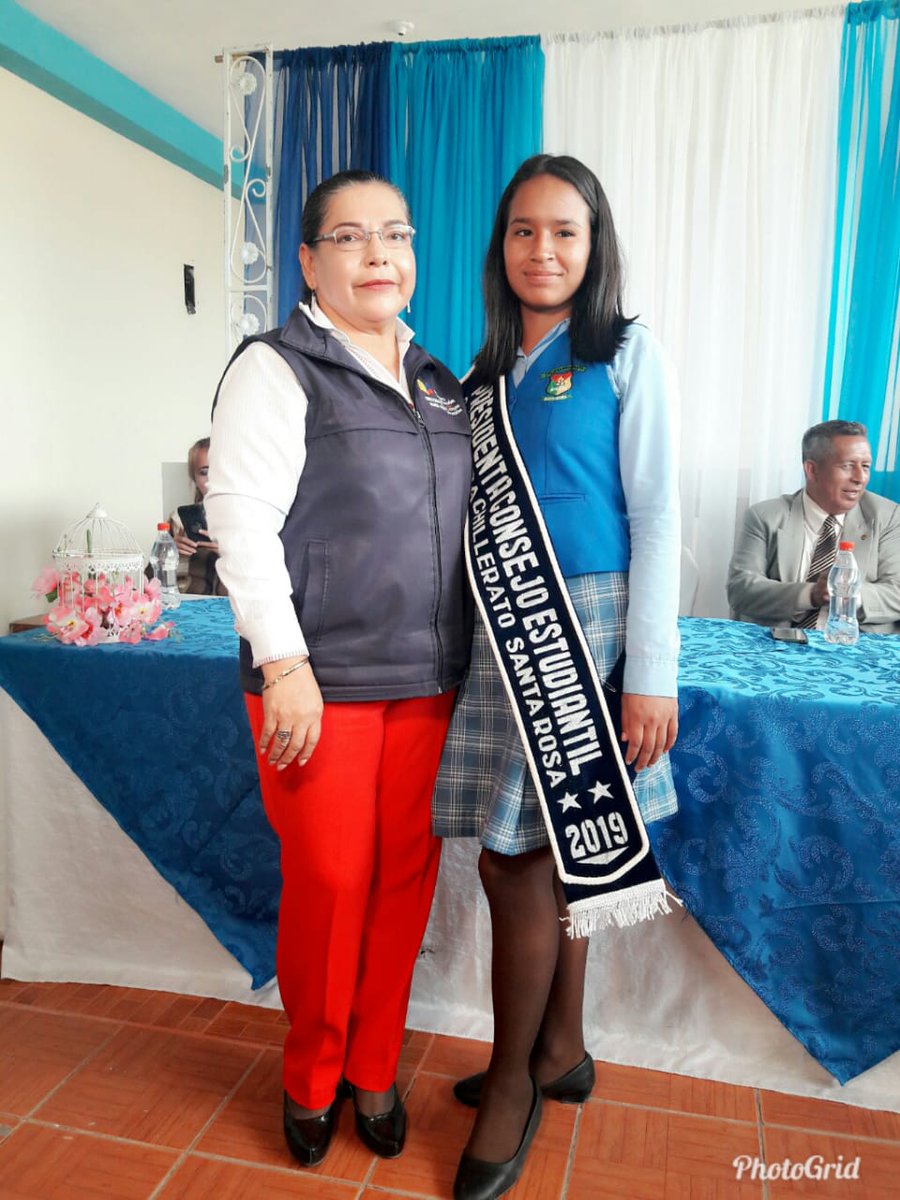 DeysyChamba's tweet photo. Hoy|Colegio de Bachillerato Santa Rosa realiza  posesión de Gobierno Estudiantil #Distrito07D06 @magdasalazarg 
#SomosEducacionEC https://t.co/1Gld76XV8N