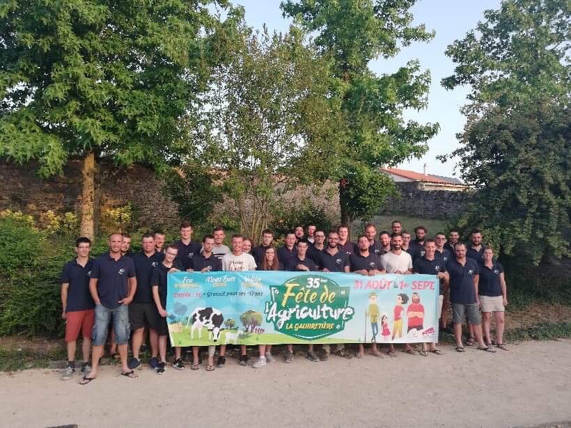 Le comité s’active et recherche toujours de nombreux bénévoles ! 😁👍Alors pourquoi pas vous ? C’est ici pour s’inscrire 👉 docs.google.com/forms/d/e/1FAI… <a href="/JAVendee/">JA de Vendée</a> <a href="/JApaysdelaloire/">Jeunes Agriculteurs Pays de la Loire (JA PdL)</a> <a href="/Agri85_/">Agri85 Vendée agri</a>