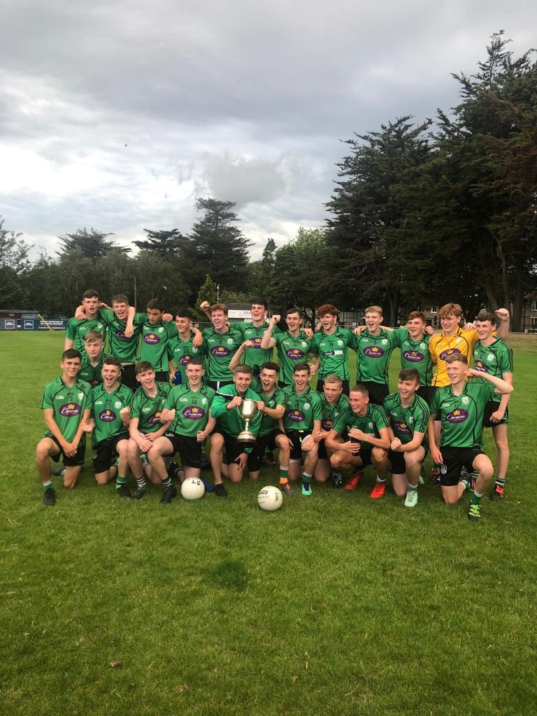 lucansarspro's tweet photo. Well done to our Minor footballers who won the league title; Inter @LucanLGF_PRO also secured a Cup Semi Final spot; Senior Footballers unfortunately lost out vs St Vincent’s in #AFL1 .
#twooutofthreeaintbad #GreatSupport #Champions https://t.co/6nUgTLue67