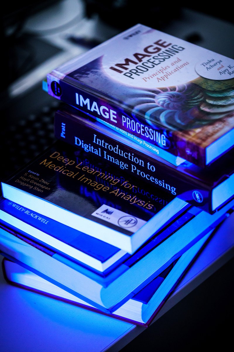 FIT_CTU's tweet image. Už dva roky funguje naše Laboratoř zpracování obrazu – #ImproLab. Slouží pro výuku odborníků i řešení potřeb průmyslu. itbiz.cz/clanky/laborat…