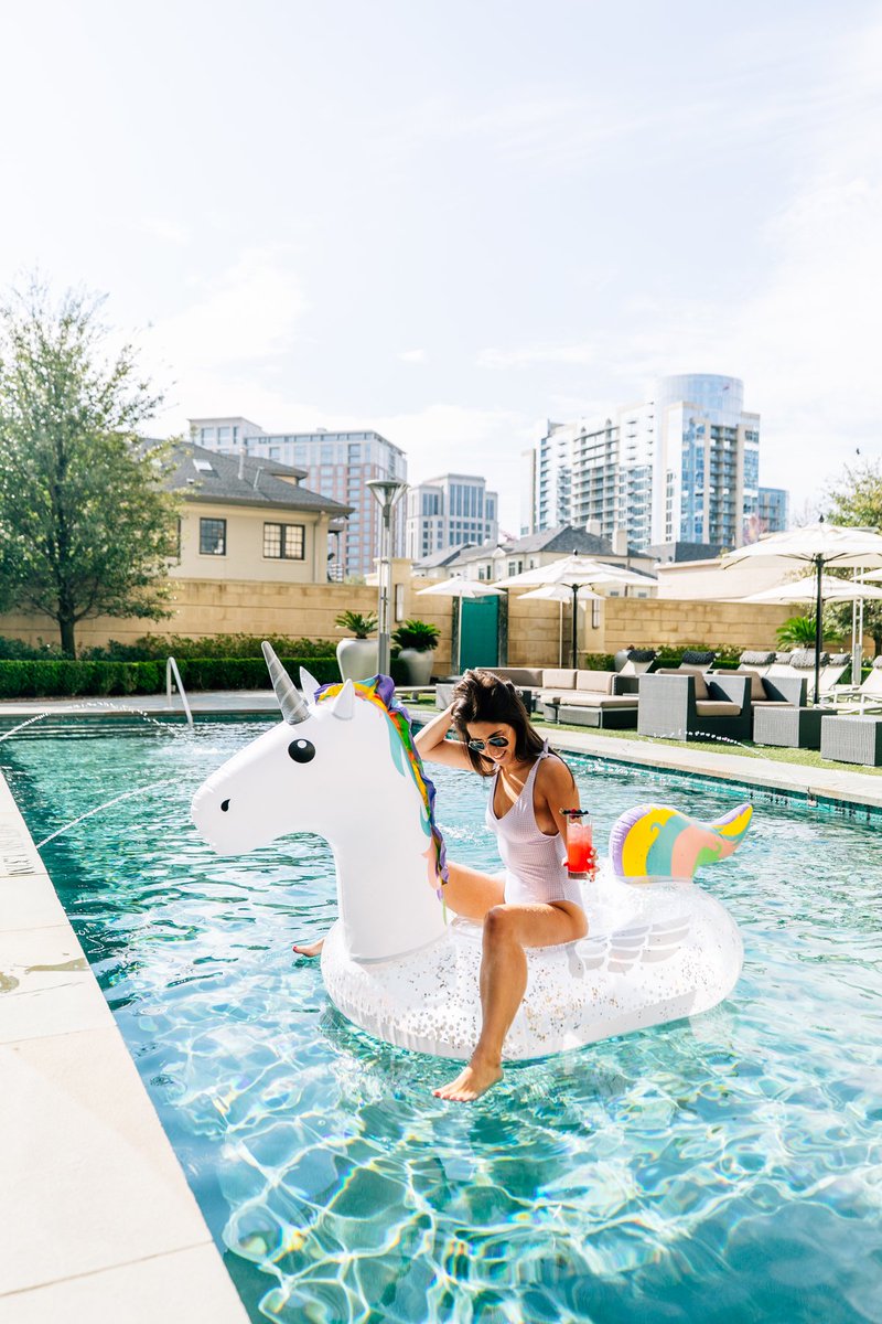 TheStoneleigh's tweet photo. Summer sun meets #StoneleighSipandSwim. Purchase a day pass with @resortpass and this day is yours. https://t.co/xkhs3CAGOA
