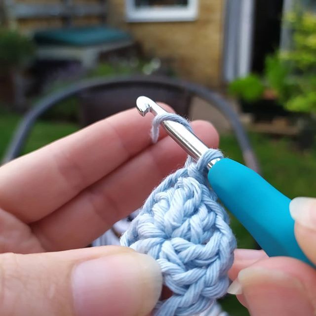 MadebyMeghanUK's tweet photo. Crochet in the evening sun... #crochet #summersun #instagram https://t.co/CB2jG8gLSk https://t.co/EWRHjjqwMz