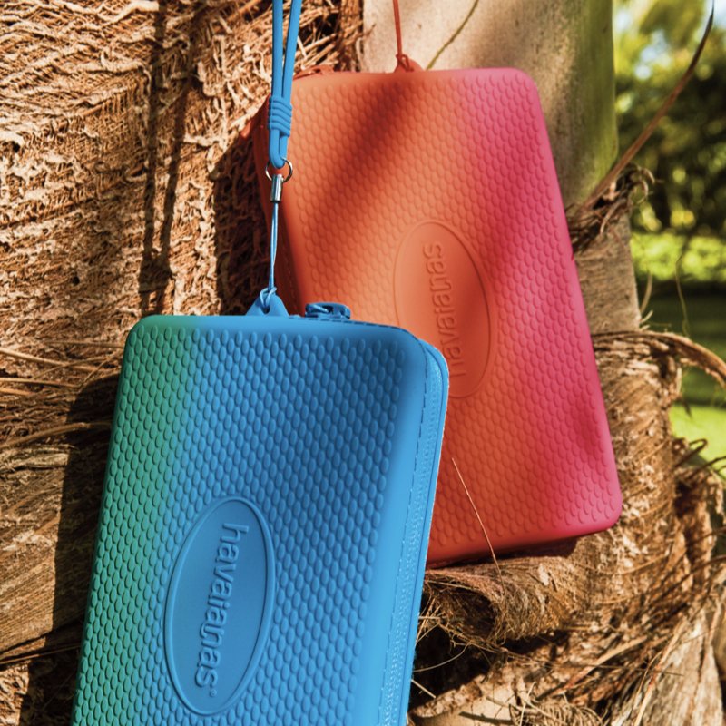 havaianas rubber bag