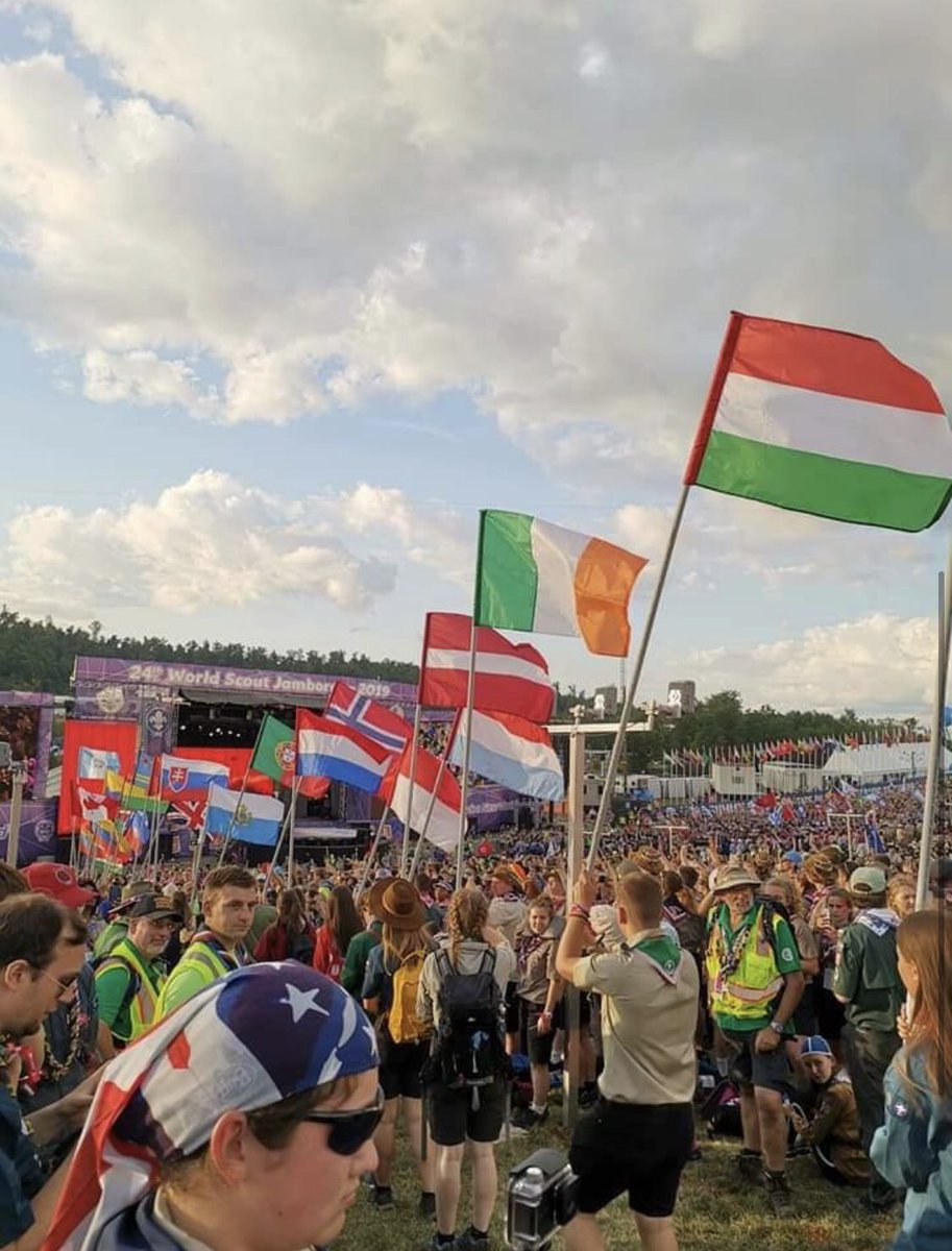 _TsunamiESU's tweet photo. So last night was the opening ceremony of the #WSJ24TH! Here are some highlights 😍 https://t.co/BucKGHBp9b