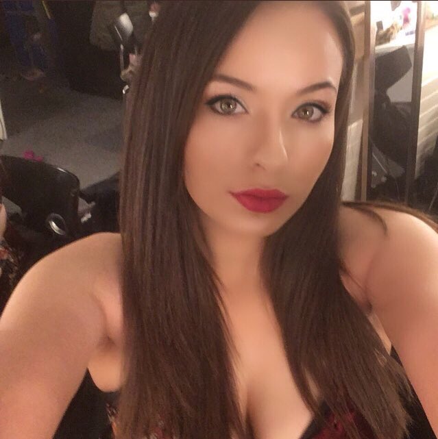 Clara_Croft's tweet photo. Only three more followers to get @Clara__croft to the 2k mark. Thank you to everyone who follows and supports Clara, I know it really means a lot to her #FollowClara #Thanks π https://t.co/VnBdHj8UCk