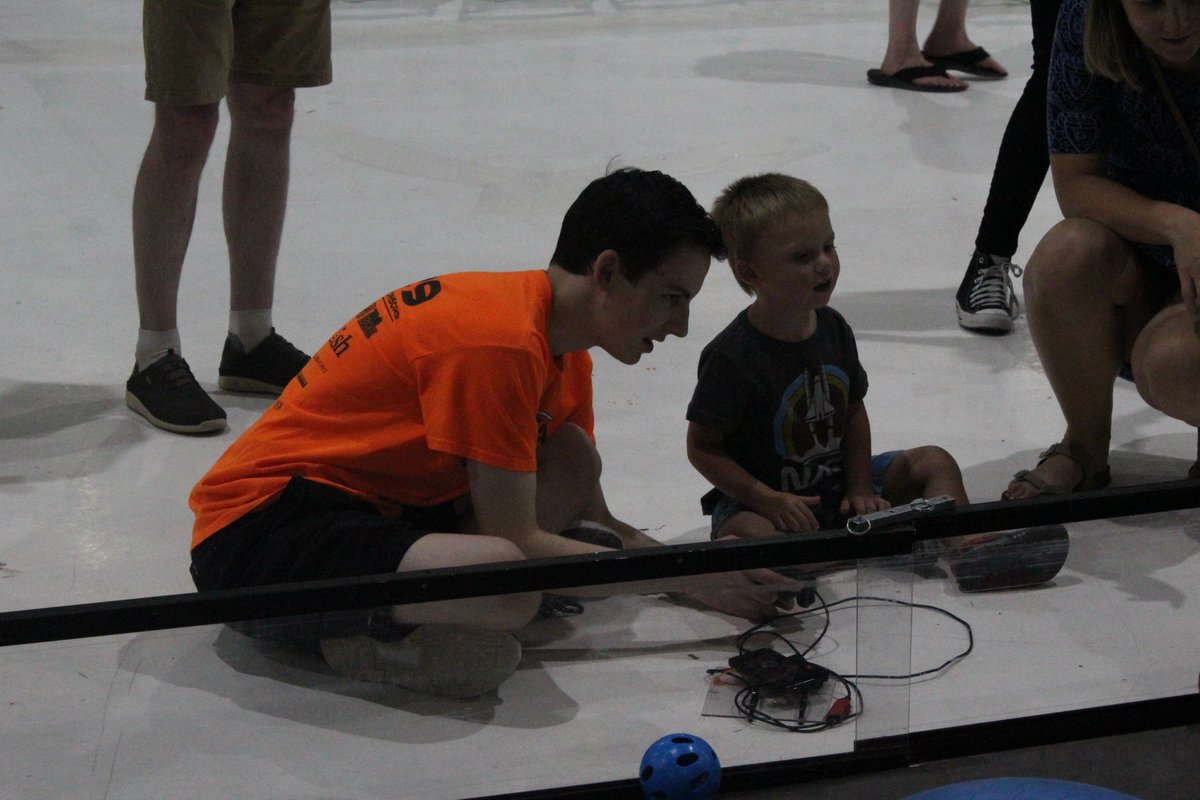 Data Force tweet media