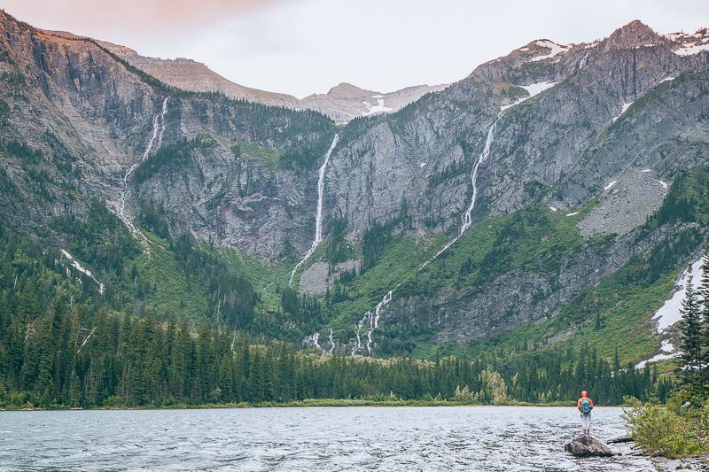 osSuburbia's tweet photo. From seeing glaciers to geysers to some amazing scenery, here are some short and easy hikes in US National Parks to help plan your next family's trip! https://t.co/3YXEdT2nYd  #Familytravel #NationalParks #SoftAdventures https://t.co/swf56IJ0Pd