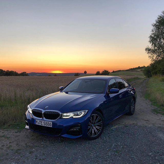 motoreport_'s tweet photo. How do you like Portimao Blue for the sunset? 🔵 #bmw #bimmer #bmw3er #3series #sunset #portimaoblue #bmwm #msport #rwd #led #laser #laserlight #design #cardesign #tech #nature #bimmer #bmw #instacar #car #cartastic https://t.co/tKT9IlegT8