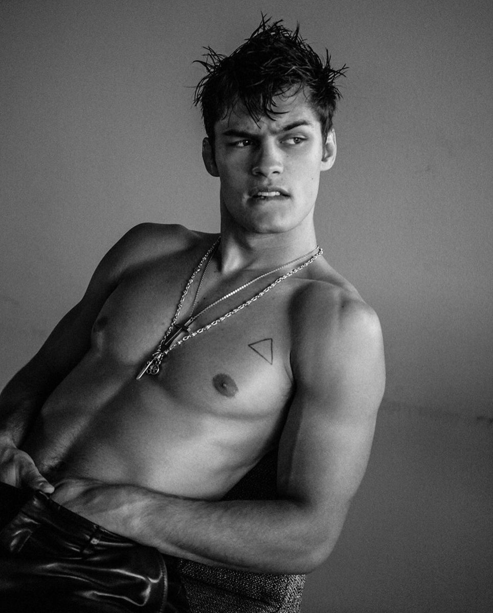tomstightass's tweet photo. for all you gay whores who love this man [dylan geick] https://t.co/t4ZIGSDj8L