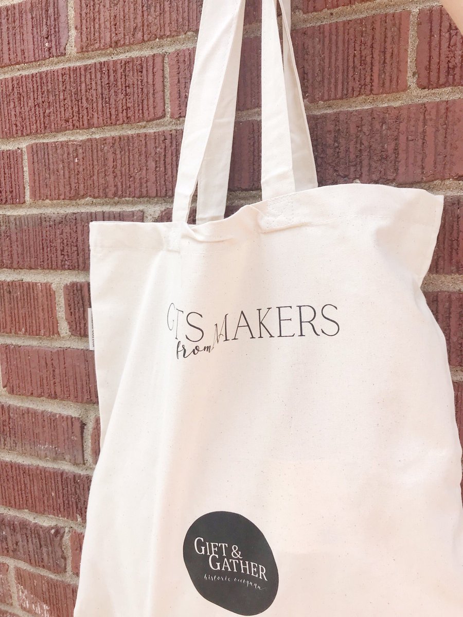 PurePalette's tweet photo. It’s finally here, we are offering our organic cotton tote bag. It’s available to purchase at the shop. https://t.co/XCgK0m4LcM