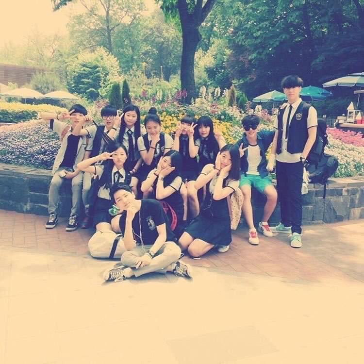 _bqueens's tweet photo. ก็ยังอะเมซิ่งรูปนี้ทุกครั้งที่เห็น เกินไปอ่ะ ผช.ทั้งห้องเป็นไอดอล https://t.co/o9ousW93NC