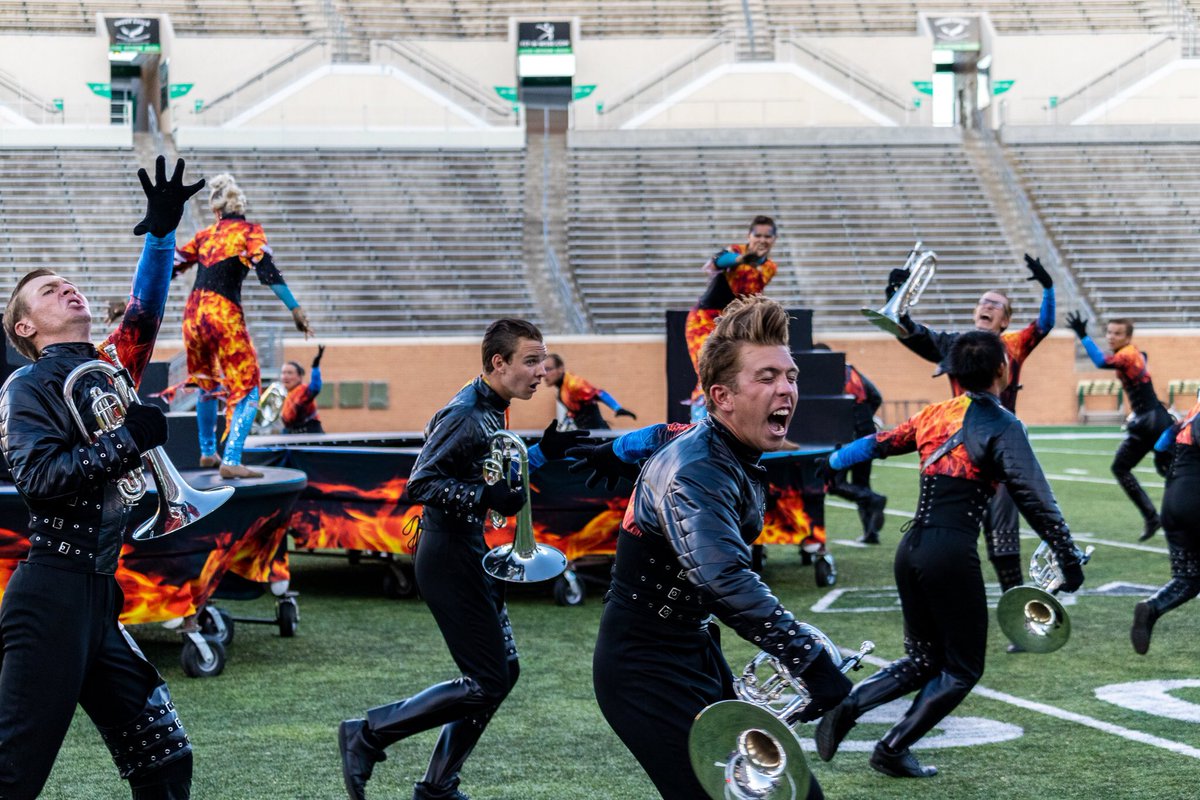 dcicolts's tweet photo. Our show will literally make your hair stand up! See us perform our show When Hell Freezes Over at Little Rock, AR today!
Warm Up - 5:30pm
Perform - 7:44pm
🔥
🔺
❄️
#drumcorps #dci2019 #coltsdbc #icyhotband #redteam https://t.co/h7A244Qafx