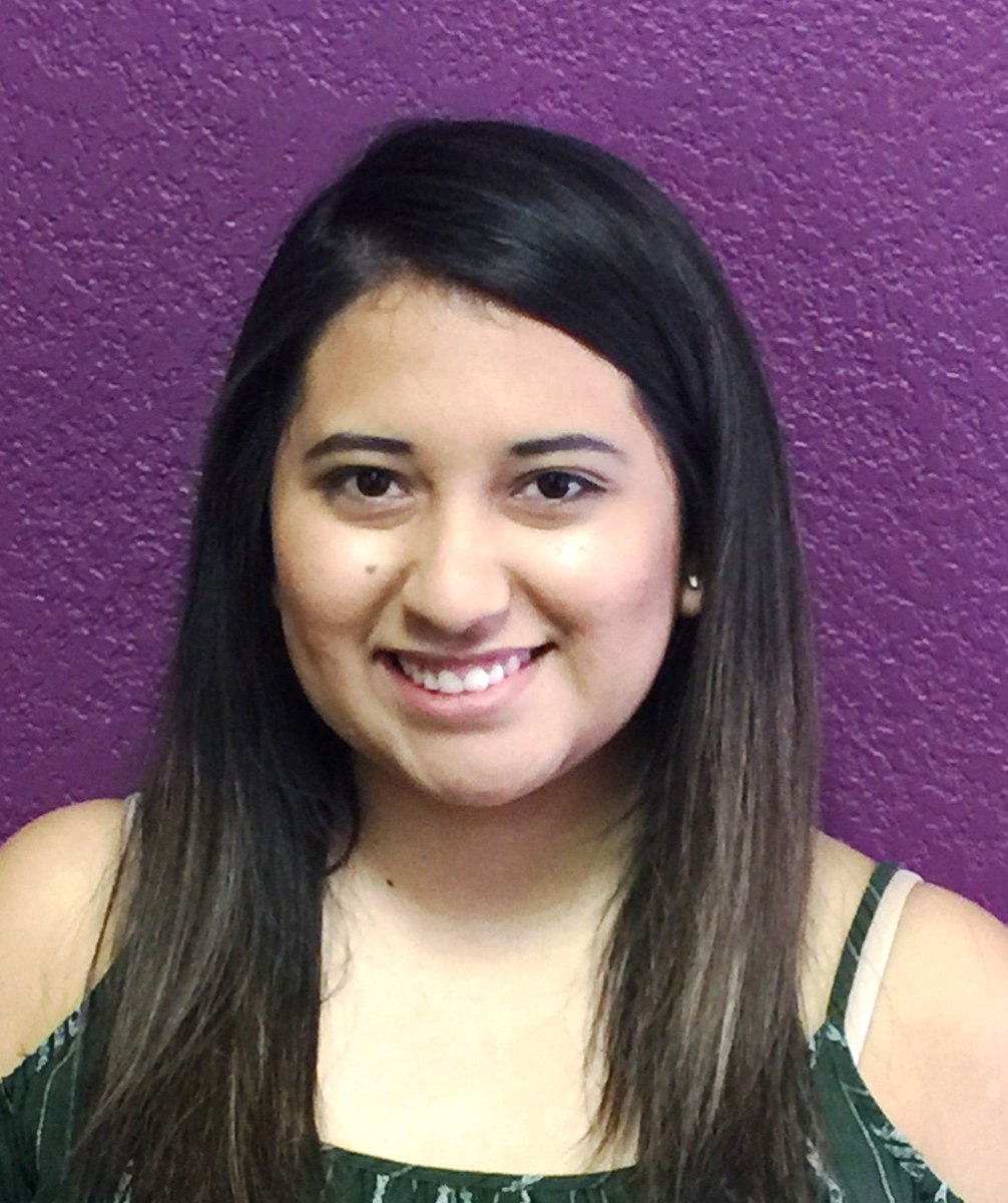 BrianLahm's tweet photo. A teacher sparked Elayne's interest in earning her #CNA license in high school, and Elayne later joined @HomeInstead in #LubbockTX, where she was honored as #CAREGiver of the Month. #TexasTech #SouthPlains #IdalouTX #CottonCenterTX #AbernathyTX #SlatonTX  https://t.co/u7X9rNuImS https://t.co/erR88KeeLj