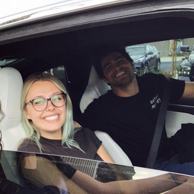 samoIdstory's tweet photo. happy evie day! here we are driving away from our problems to go make fools of ourselves on twitch again. #NewSamPic https://t.co/znbAID036a