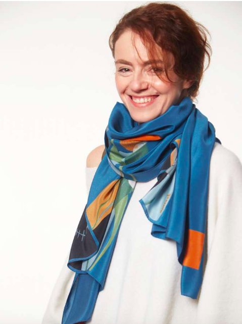 Wearing_Irish's tweet photo. New blog: Meet Irish artist and scarf designer JOANNA KAMINSKA @JokaminArt - #WearingIrish #lux #btcreate https://t.co/FBtk5UzxwL https://t.co/FOPAxrBmnu