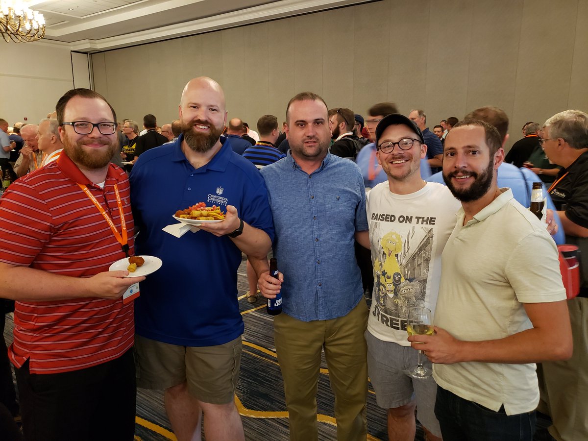 ConcordiaSem's tweet photo. We enjoyed mingling with alumni last night at the reception @LCMSConvention with our colleagues from @CTSFWedu ! #theLCMS #JoyfullyLutheran https://t.co/g0cRBsDskq