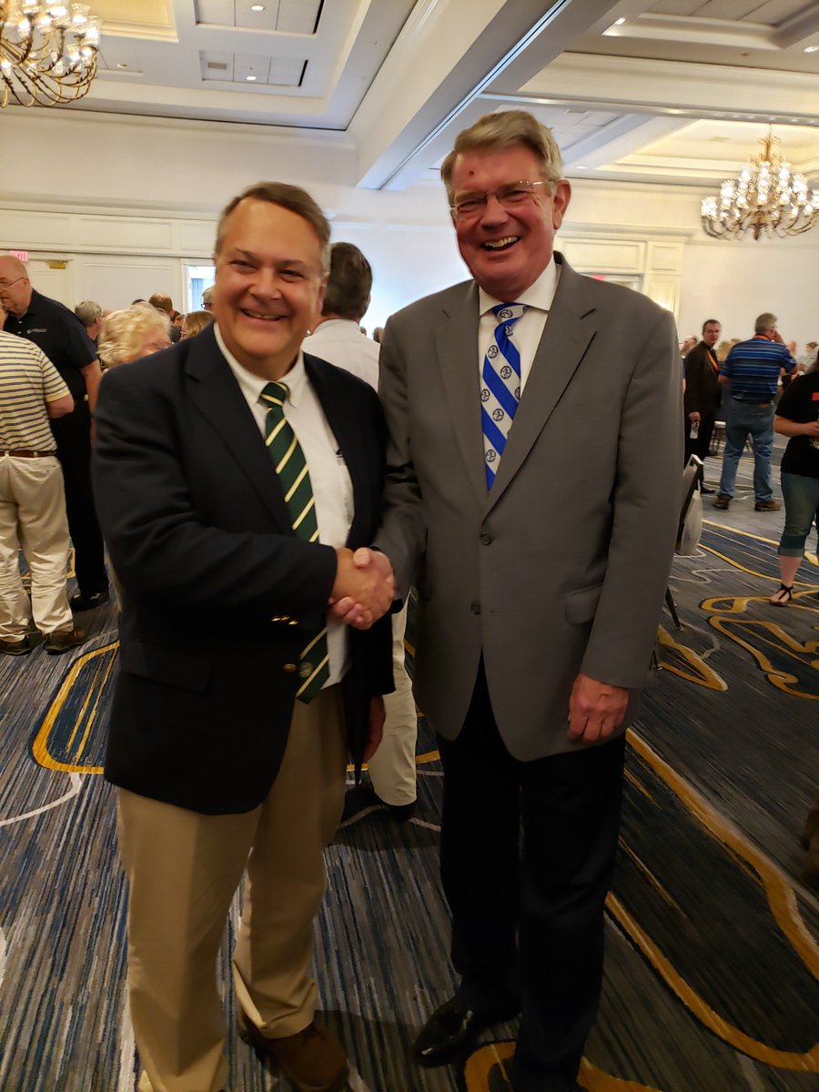 ConcordiaSem's tweet photo. We enjoyed mingling with alumni last night at the reception @LCMSConvention with our colleagues from @CTSFWedu ! #theLCMS #JoyfullyLutheran https://t.co/g0cRBsDskq
