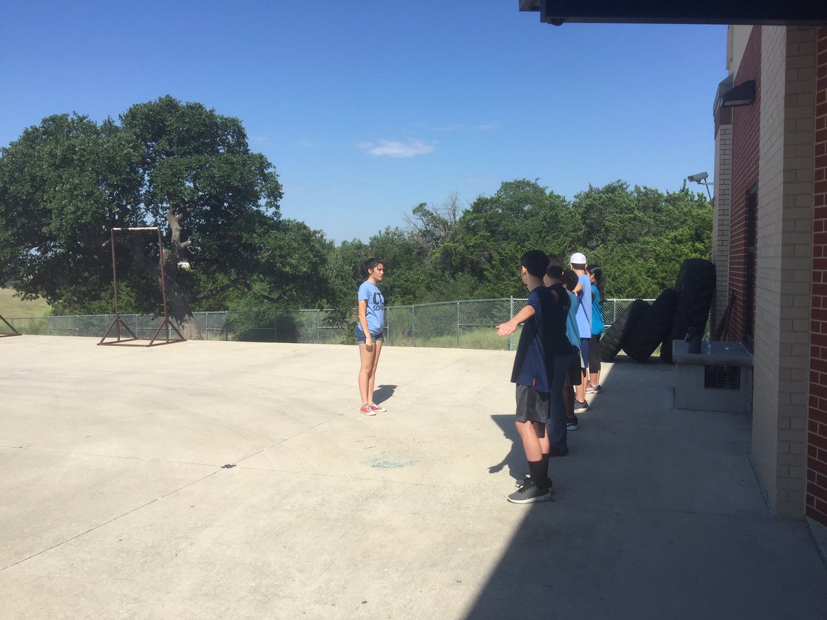 Jag JROTC newcomers orientation, New cadets learn basic Drill