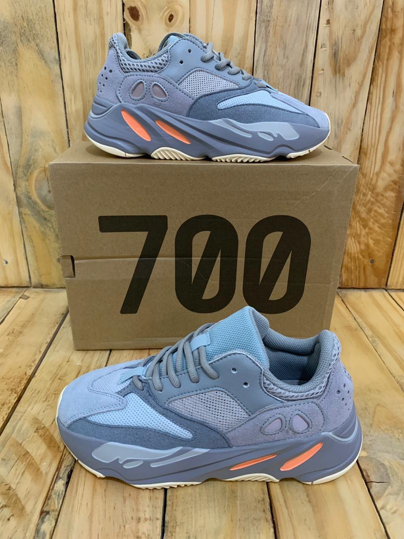garage__store's tweet photo. Available !!!
Nike Epic React Flyknit 2 '8 Bit'
Air Jordan 1 Retro High
Adidas Yeezy Boost 700 'Inertia'
Adidas Alpha Bounce
Ask all your questions !
#garagestore https://t.co/yrVCxgU5tC