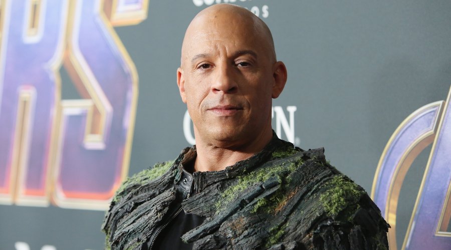 TVyNovelasUSA's tweet photo. #JoeWatts, el doble de #VinDiesel se encuentra en coma inducido tras caer de nueve metros de altura durante el rodaje de la cinta Rápidos y Furiosos 9 https://t.co/0NVjVanYx0 https://t.co/J7MxJKheBQ