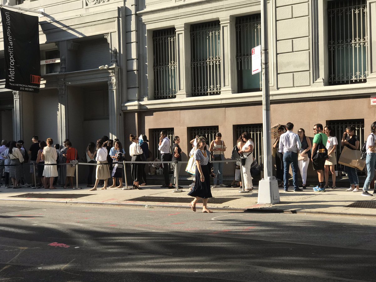 samplesally's tweet image. Line of shoppers waiting to get into the Bottega Veneta sample sale at the Metropolitan Pavilion.