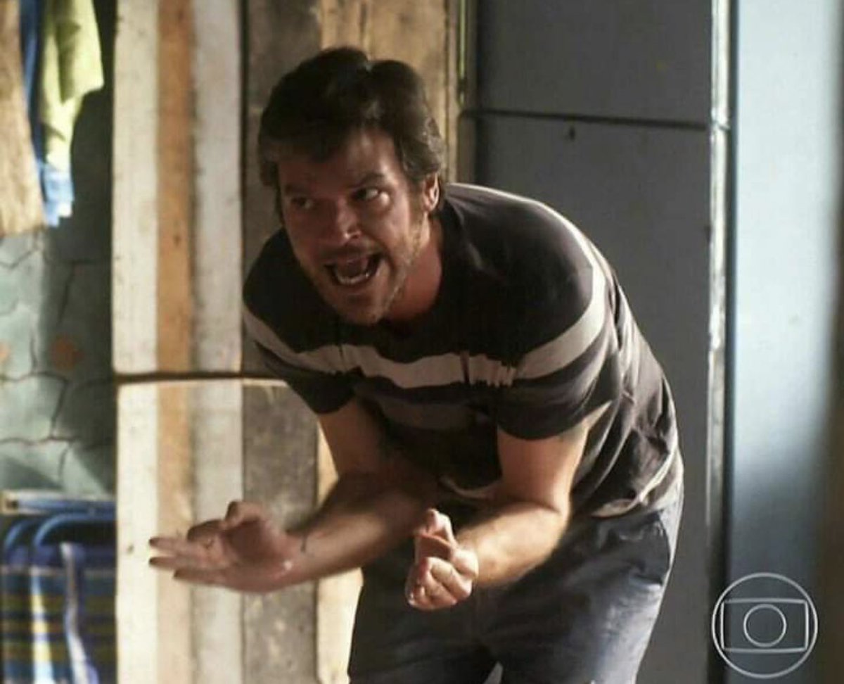 CamsLaFont's tweet photo. entende stuart eu n posso falar q to apaixonado pela lauren nao é reciproco // ela tb ta apaixonada por vc jason É RECÍPROCO https://t.co/sdzJWZjmDE