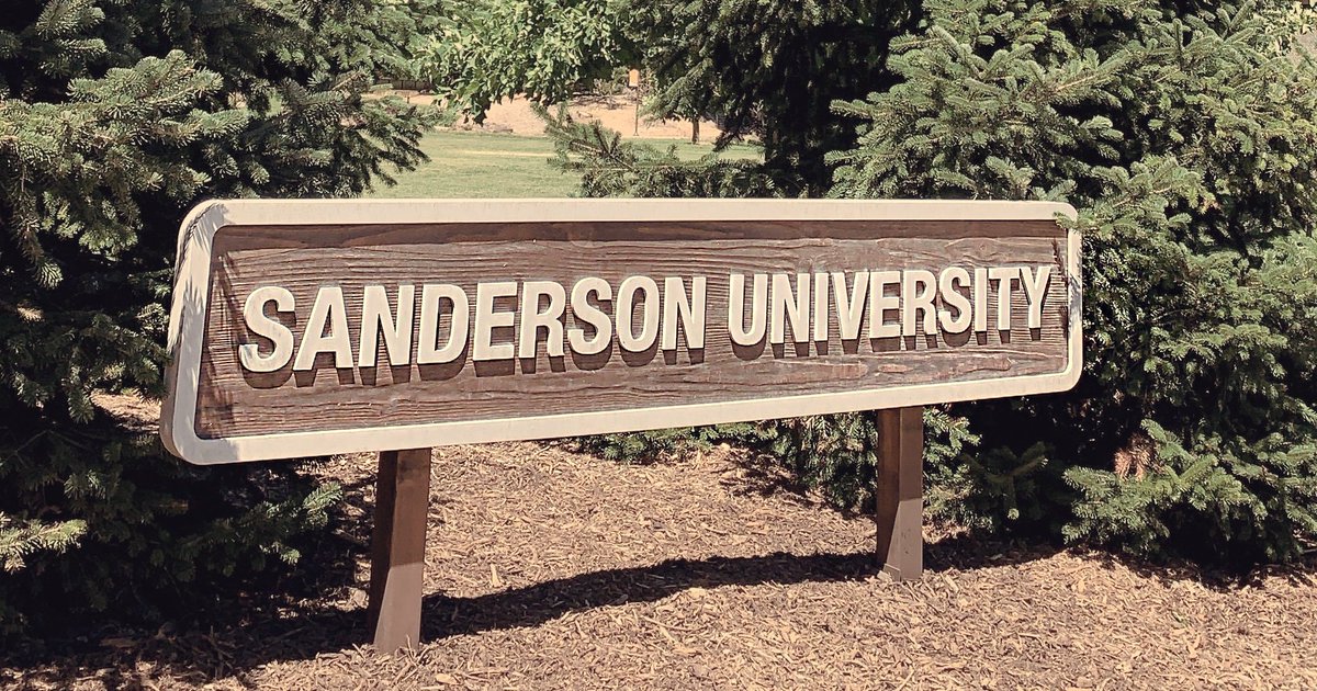 SandersonUnive1's tweet photo. Do you remember when they installed this sign? #feelslikeyesterday #sandersonuniversity https://t.co/jWxDKDVYzB