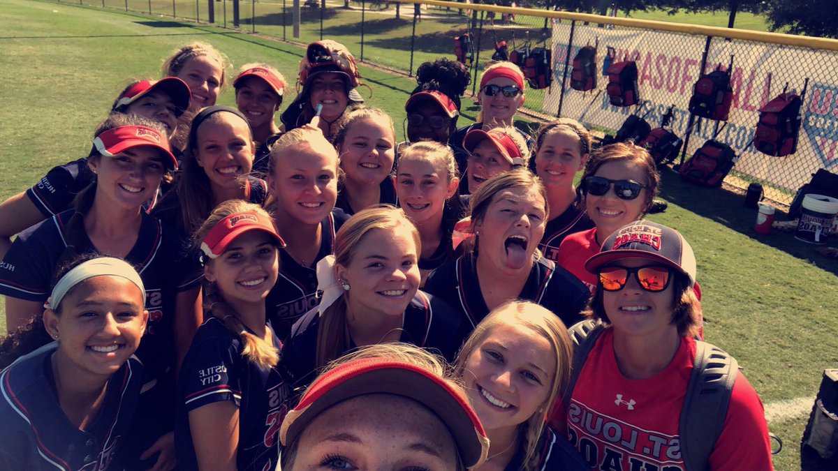 LaurenPerone's tweet photo. 2 down 2 to go #all19 #jocup #chaos https://t.co/ck8emJMC4r