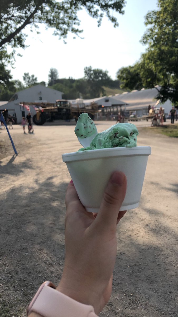 alweinstock's tweet photo. Closing out the #JohnsonCountyFair with Johnson County Dairy!! Thanks for having us @JohnsonCoDems https://t.co/6lqqZuuzN0