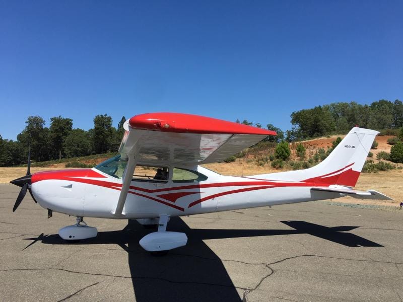 Featured #Aircraft | 1981 #Cessna T182R Skylane | This rare #turbo #airplane has a huge useful load, great looking cosmetics, and a freshly overhauled engine with only 14 hours! See price and details here, aircraftsales.us/?p=58059 #AircraftSalesUS #Aviation #AvGeek #Pilot #Fly