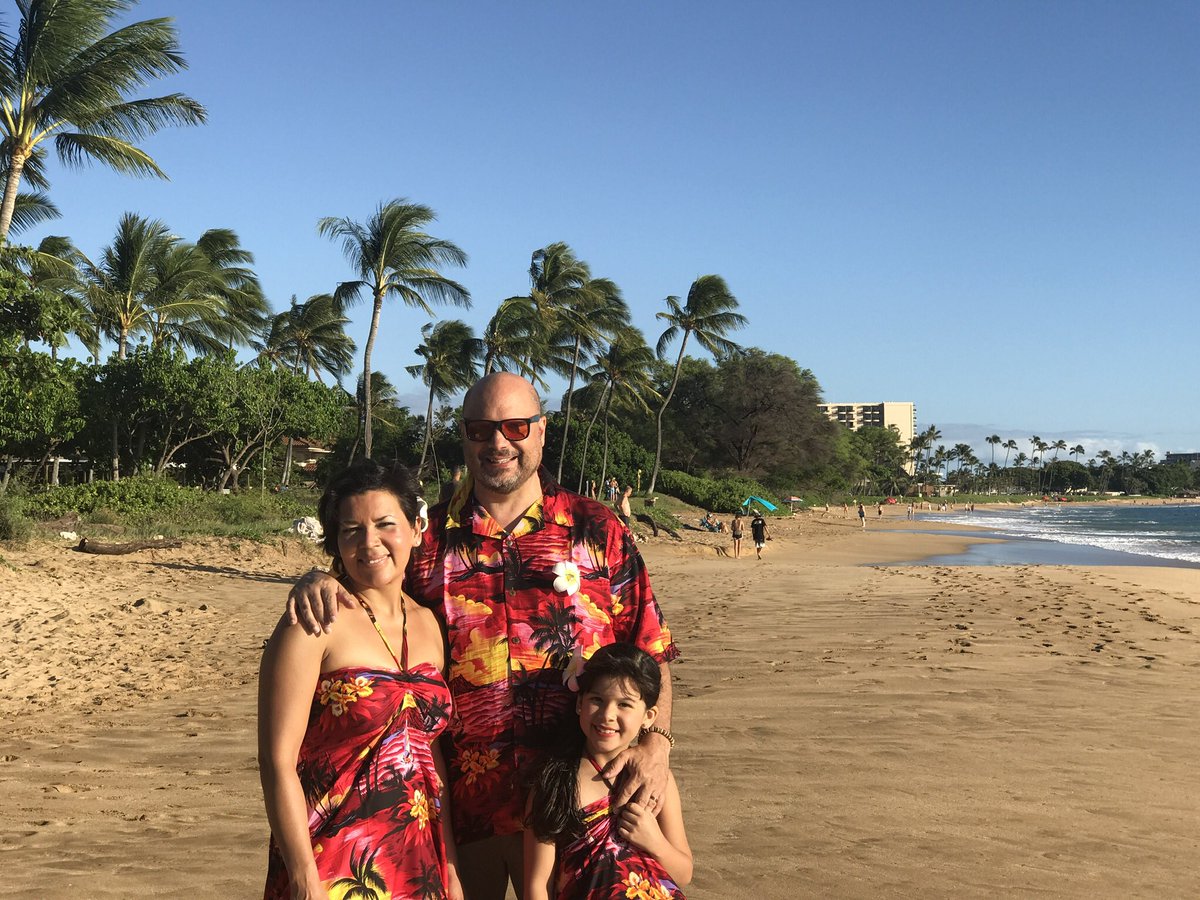 Neitheva tweet media