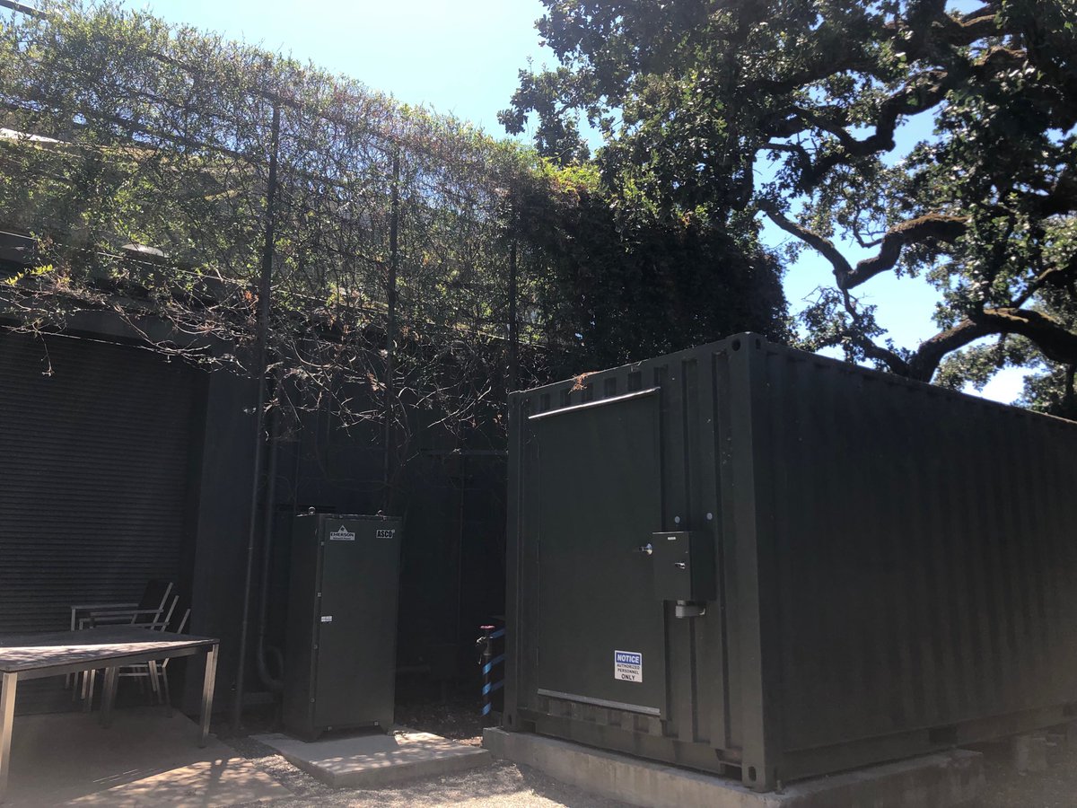 AsmMarcLevine's tweet photo. My district staff visited ⁦⁦⁦@SonomaMicrogrid⁩ to learn how ⁦their microgrid network has been able to generate, store and distribute clean energy. Solar, microturbine and hydrogen power all of ⁦@stoneedgefarm⁩'s 16-acre property. https://t.co/29oHti4RS9
