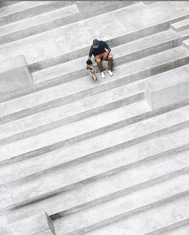 PublicSupply's tweet photo. #makelines Glassel School of Art, by @wonuld #artseducation #babysteps https://t.co/wdhPh8QVXN https://t.co/hE32vX0UhM