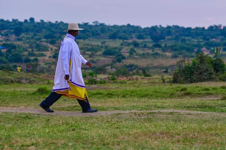 AthmanMuhammed1's tweet photo. Picture #Moments H.E @KagutaMuseveni, President of the Republic of Uganda #TourismUgandapic.twitter.com/t4np9VJrDV https://t.co/lx2mrVDHsG https://t.co/AQlMMGNsab