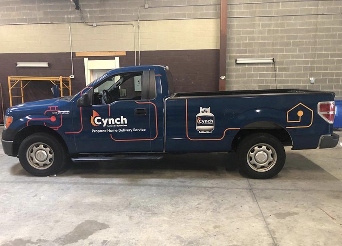 Do you need to wrap your company car? Look no further #ScreenGraphics has capabilities to #print and install all of your #FleetGraphics

Learn more about what we can do for you here: 
screen-graphics.com/vehicle.html
#printing #impression #printing_process #vinylprinting #printingservices