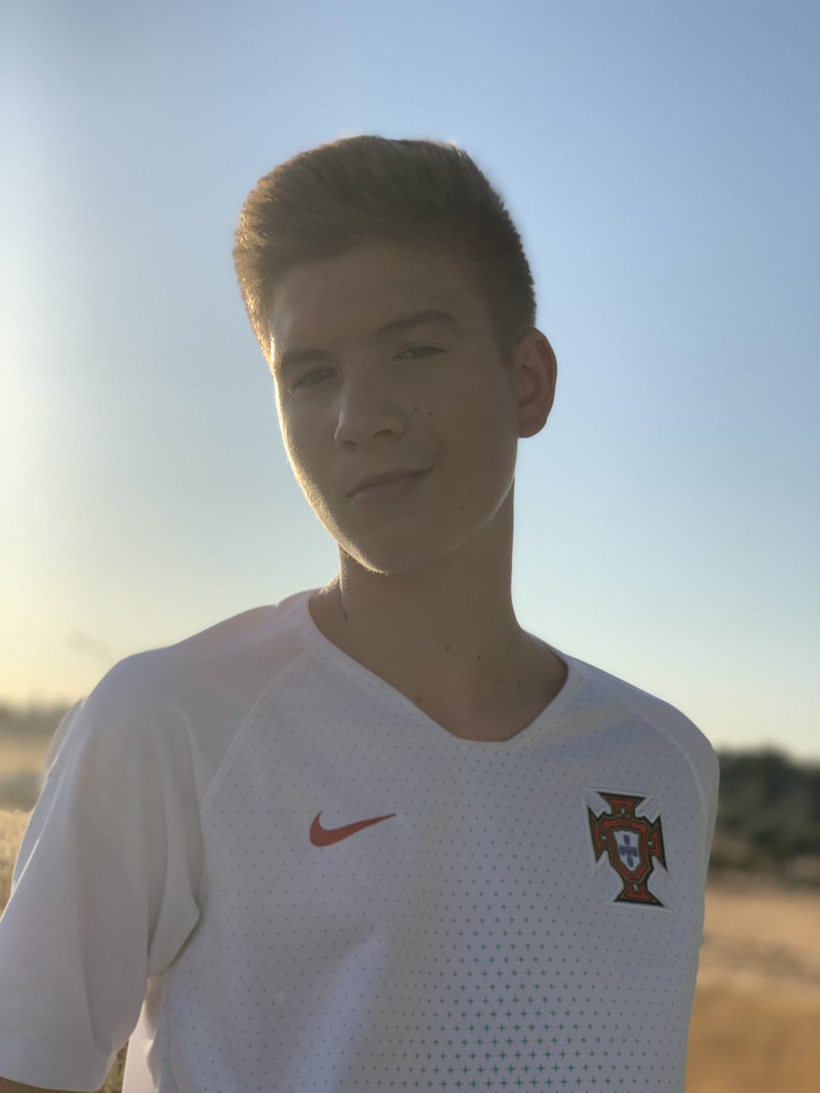 NelsonGabriel09's tweet photo. 🤷‍♂️🇵🇹 https://t.co/qqbzRcAXWS