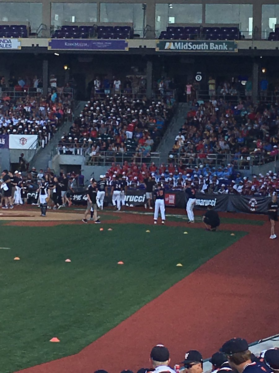 McMinnChris's tweet photo. @MHChiefBaseball represented by 2 chiefs in the @MarucciDugout World Series home run derby!!! https://t.co/K3co6TLjFo