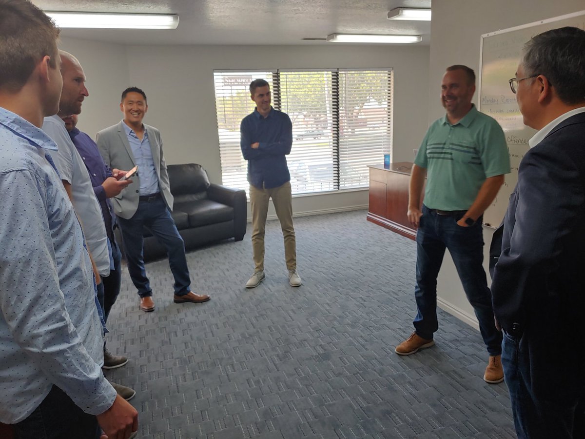 @Sprint's great partner, Brightstar, hosted me and James to review business together and to visit stores. Thanks to Brightstar for all the great move that they have made including the Sales support team to reduce any walkaway. We shared a lot of great knowledge! #SprintFam