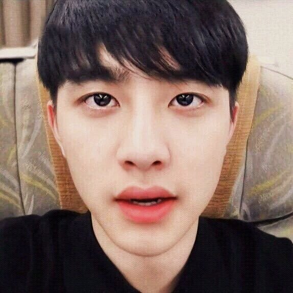 까우 lll tweet media