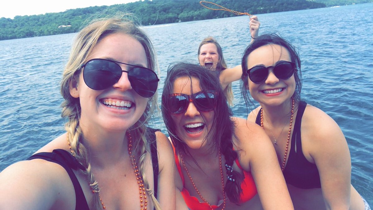 kennedyklackey's tweet photo. Unforgettable summer. ☀️ https://t.co/9YDk4wHchs