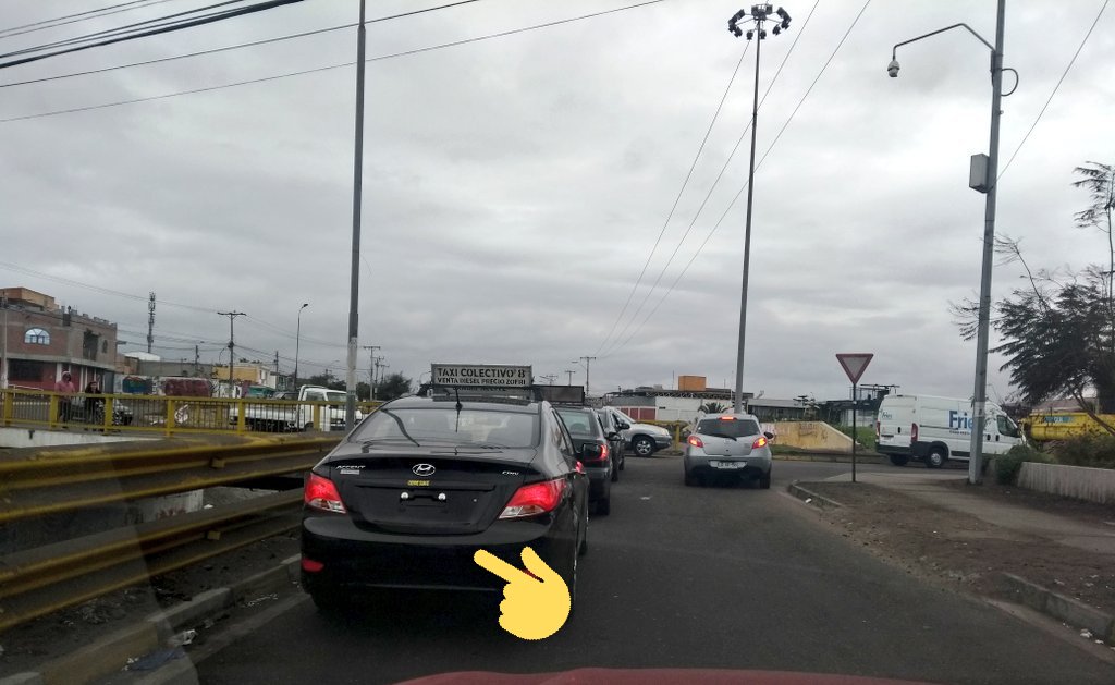 ocofre's tweet photo. Hoy circulando y trabajando sin patente! #rotondatucapel #quienfiscaliza @Carabdechile @Seremittarica1 @MTTChile @MuniArica #malconductor @elmorrocotudo @RedMiVoz @EstrelladeArica https://t.co/sitDFW4fyj