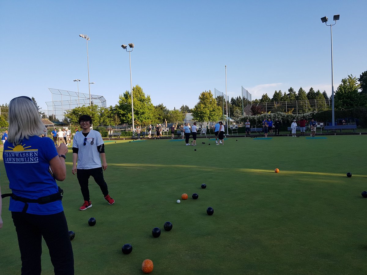 Fantastic team building on the lawns of the Tsawwassen Lawn Bowling Club.  Team Ladner/Tsawwassen in fine form representing BMO!!  #bestteaminbanking <a href="/pat_dejong/">Pat Dejong</a>