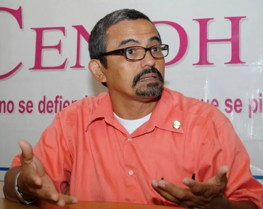 24horasni's tweet photo. #Urgente 🔴 OTRA MÁS DEL TALLER MAL LLAMADO ” DERECHOS HUMANOS ” (CONFLICTO EN EL #CENIDH) #CostaRica El ex director jurídico del CENIDH, Gonzalo Carrión. Ha comenzado a traslucir a los medios de comunicación un conflicto que viven… https://t.co/qWPCj2NoWl https://t.co/0h1n3M8x96