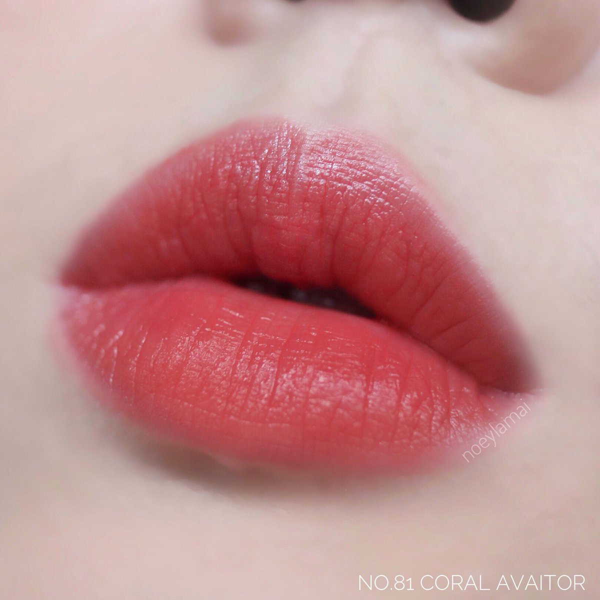 ysl 81 coral aviator